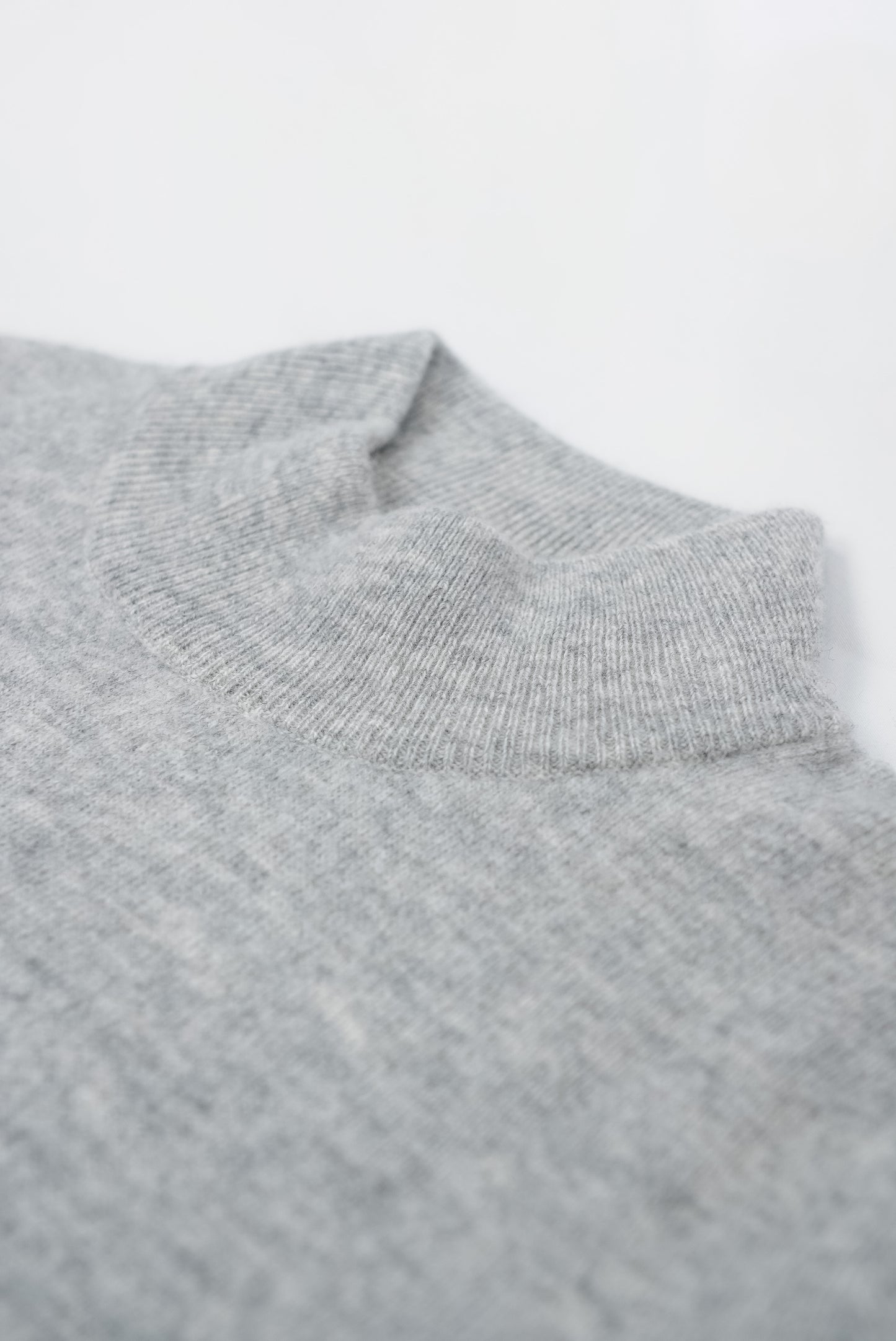 Premium Cashmere Half Neck Turtleneck